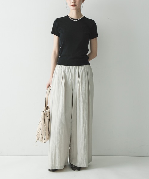 URBAN RESEARCH(アーバンリサーチ)の「『UR TECH』ギャザーワイドパンツ(その他パンツ・レディース・ベージュ/ライトグレー/チャコールグレー・36/38)」の15枚目の写真