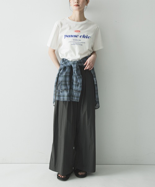 URBAN RESEARCH(アーバンリサーチ)の「『UR TECH』ギャザーワイドパンツ(その他パンツ・レディース・ベージュ/ライトグレー/チャコールグレー・36/38)」の9枚目の写真