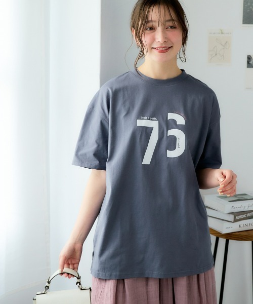 SMILE LAND（スマイルランド）の「＜大きいサイズ＞ 綿100％ゆるシルエットプリントＴシャツ（接触冷感・UVカット）（Tシャツ/カットソー・レディース・グリーン系/モカ/ブラック系2/ネイビー系2/ネイビー系/ネイビー系3/ベージュ系/チャコール/ブラック系/ピンク系・5L/4L/3L/LL/L）」の8枚目の写真