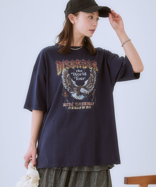 SMILE LAND（スマイルランド）の「＜大きいサイズ＞ 綿100％ゆるシルエットプリントＴシャツ（接触冷感・UVカット）（Tシャツ/カットソー・レディース・グリーン系/モカ/ブラック系2/ネイビー系2/ネイビー系/ネイビー系3/ベージュ系/チャコール/ブラック系/ピンク系・5L/4L/3L/LL/L）」の18枚目の写真