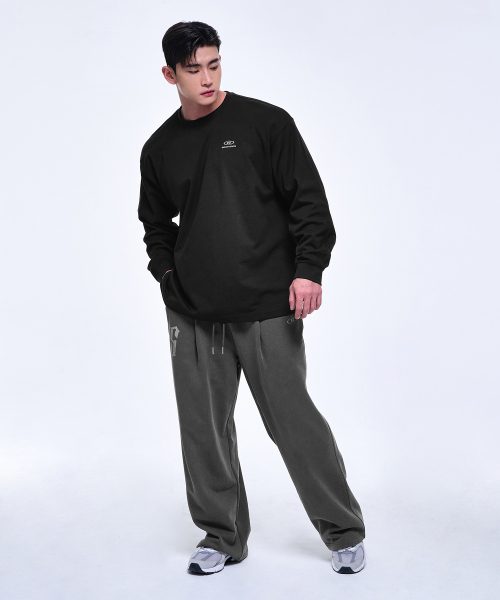 BORN TO WIN（ボーントゥウィン）の「SILVER B LOGO OVER FIT LONG SLEEVE [BLACK]（Tシャツ/カットソー・メンズ・その他・1/2/4/3）」の5枚目の写真