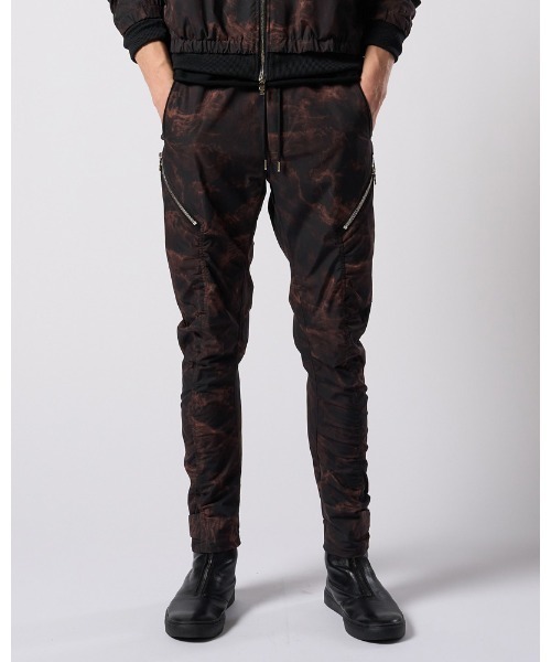 wjk（ダヴルジェイケイ）の「puckering banana teck pants（カーゴパンツ・メンズ・ライトグレー/ブラック/ブラック系その他・SMALL/MEDIUM/LARGE/X-LARGE）」の6枚目の写真