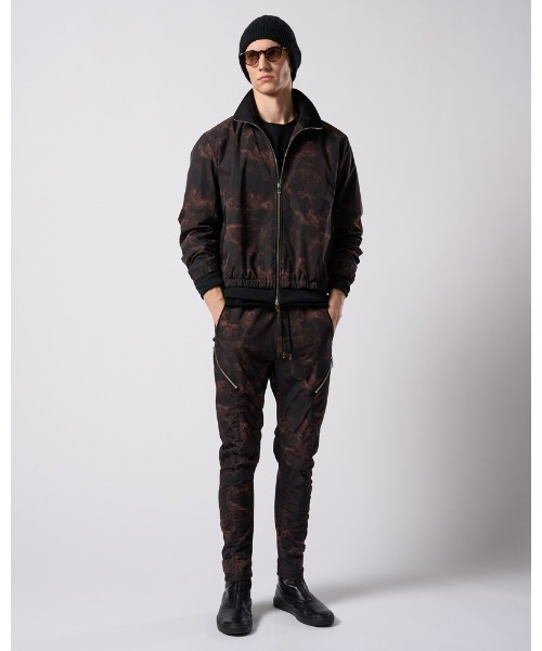 wjk（ダヴルジェイケイ）の「puckering banana teck pants（カーゴパンツ・メンズ・ライトグレー/ブラック/ブラック系その他・SMALL/MEDIUM/LARGE/X-LARGE）」の21枚目の写真
