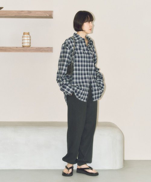 GRISE(グリーズ)の「MIDORI UEEDA×GRISEアツゾコチューブトングサンダル(サンダル・レディース・ブラック・SMALL/MEDIUM/LARGE/X-LARGE)」の4枚目の写真