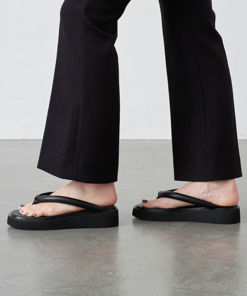 GRISE(グリーズ)の「MIDORI UEEDA×GRISEアツゾコチューブトングサンダル(サンダル・レディース・ブラック・SMALL/MEDIUM/LARGE/X-LARGE)」の20枚目の写真