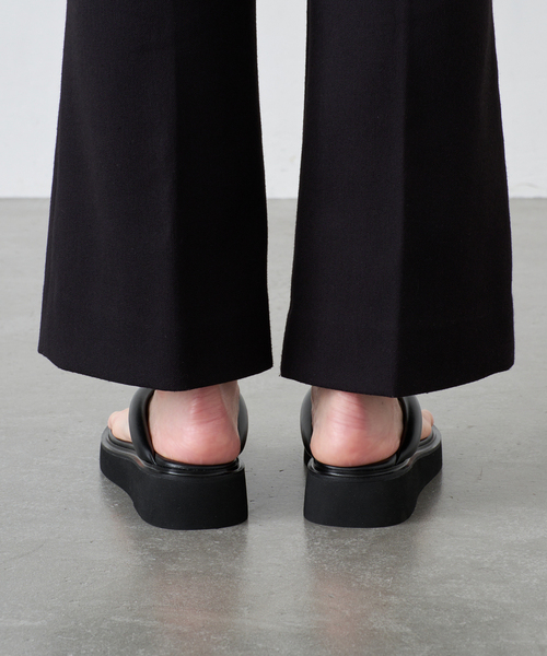 GRISE(グリーズ)の「MIDORI UEEDA×GRISEアツゾコチューブトングサンダル(サンダル・レディース・ブラック・SMALL/MEDIUM/LARGE/X-LARGE)」の21枚目の写真