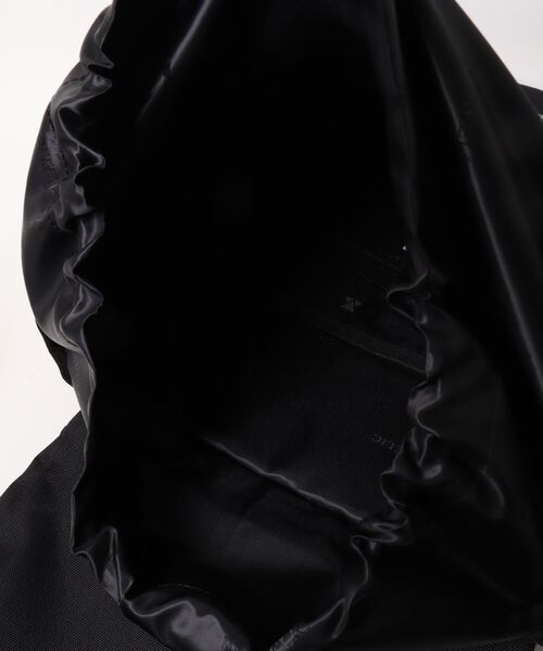 MAKAVELIC(マキャベリック)の「【MAKAVELIC】 Double Line Backpack(バックパック/リュック・メンズ・ブラック・フリー)」の4枚目の写真