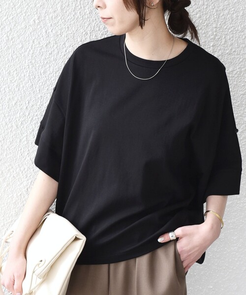 SHIPS Colors(シップス カラーズ)の「SHIPS Colors:〈手洗い可能〉スムース 2WAYスリーブ ニュアンス TEE◇(Tシャツ/カットソー・レディース・ブラック/ブラウン/グレー/ライトグリーン・ONE SIZE)」の2枚目の写真