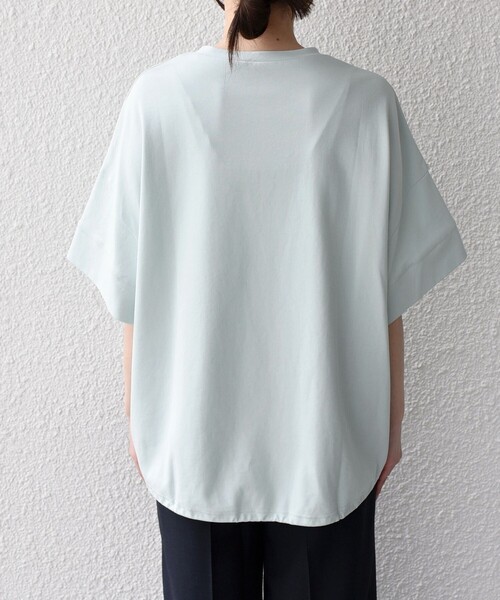 SHIPS Colors(シップス カラーズ)の「SHIPS Colors:〈手洗い可能〉スムース 2WAYスリーブ ニュアンス TEE◇(Tシャツ/カットソー・レディース・ブラック/ブラウン/グレー/ライトグリーン・ONE SIZE)」の22枚目の写真