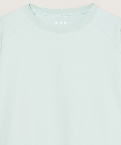 three dots(スリードッツ)の「ダブルニット スーピマ クロップドTシャツ(ニット/セーター・レディース・グリーン系その他/ベージュ系その他/ブラック・S)」の4枚目の写真