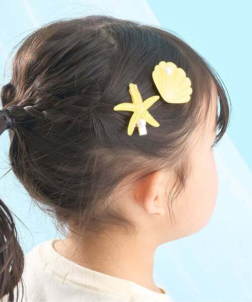 Lycee mine(リセマイン)の「イミテーションパール付きシェルヘアクリップ(2コセット)【子供服】【キッズ】【女の子】(バレッタ/ヘアクリップ・キッズ・オレンジ/ミント/ピンク/レモンイエロー・F)」の3枚目の写真