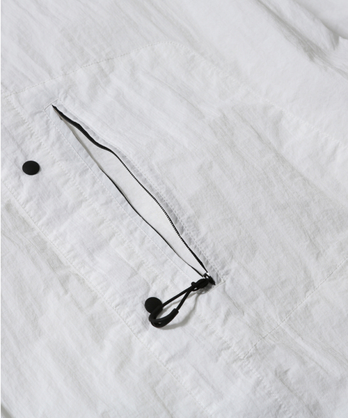 MOIF（モイフ）の「[SS26] BOYHOOD OVERSHIRT / WHITE（ナイロンジャケット・メンズ・その他・1(S)/2(M)/3(L)）」の6枚目の写真