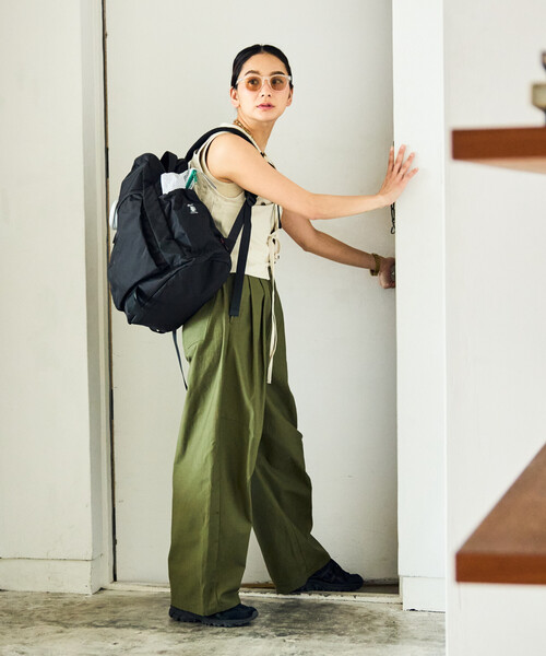 COBMASTER(コブマスター)の「Cobmaster × FREAK'S STORE/コブマスター × フリークスストア 別注 NOMAD MASTER BACKPACK ノマド マスター バッグパック 25L(バックパック/リュック・レディース・ブラック・ONE SIZE)」の4枚目の写真