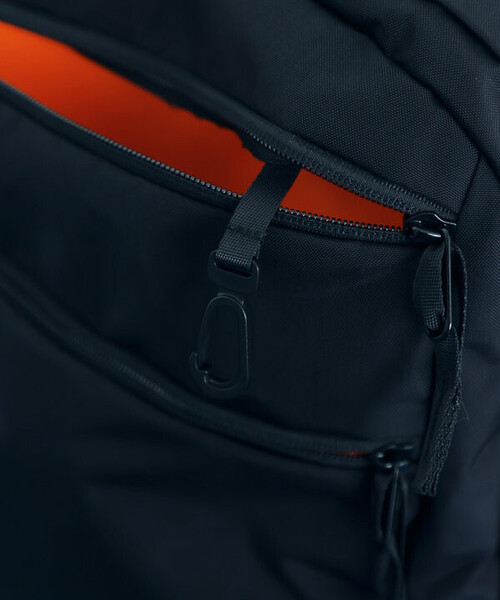 COBMASTER(コブマスター)の「Cobmaster × FREAK'S STORE/コブマスター × フリークスストア 別注 NOMAD MASTER BACKPACK ノマド マスター バッグパック 25L(バックパック/リュック・レディース・ブラック・ONE SIZE)」の18枚目の写真