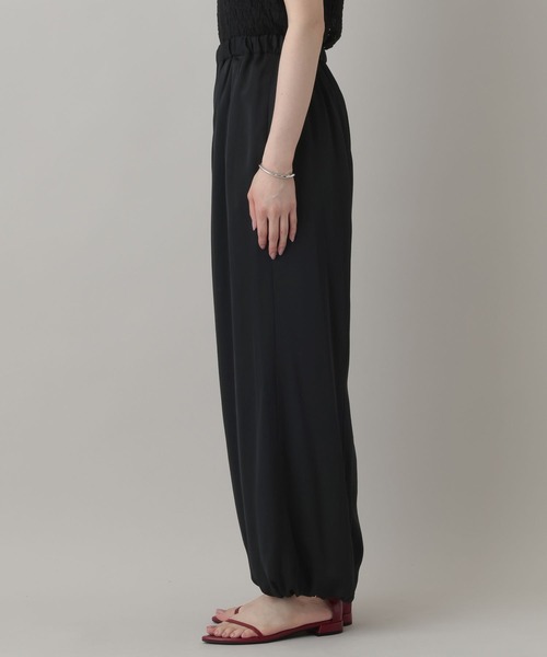 A part by（アパートバイ）の「リネンコンバルーンパンツ（その他パンツ・レディース・オフホワイト/ブラック・SMALL/MEDIUM）」の17枚目の写真