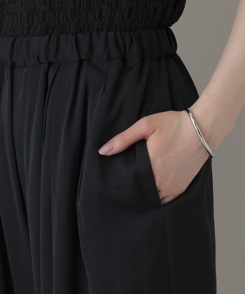 A part by（アパートバイ）の「リネンコンバルーンパンツ（その他パンツ・レディース・オフホワイト/ブラック・SMALL/MEDIUM）」の21枚目の写真