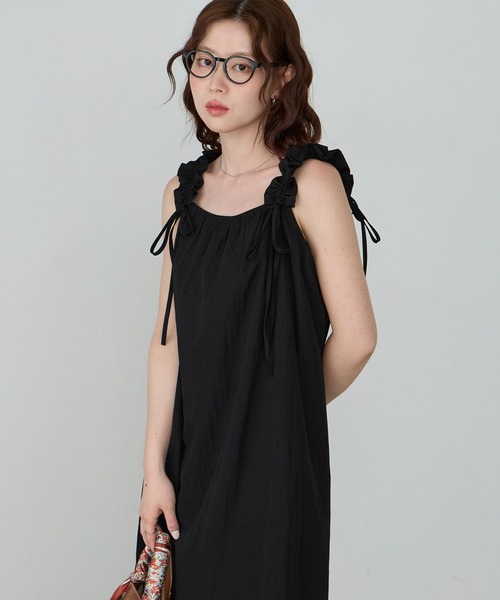 Cherir Mignon(シェリルミニョン)の「【Cherir Mignon】ギャザーショルダーリボンワンピース(ワンピース・レディース・ブラック/ホワイト・FREE)」の19枚目の写真
