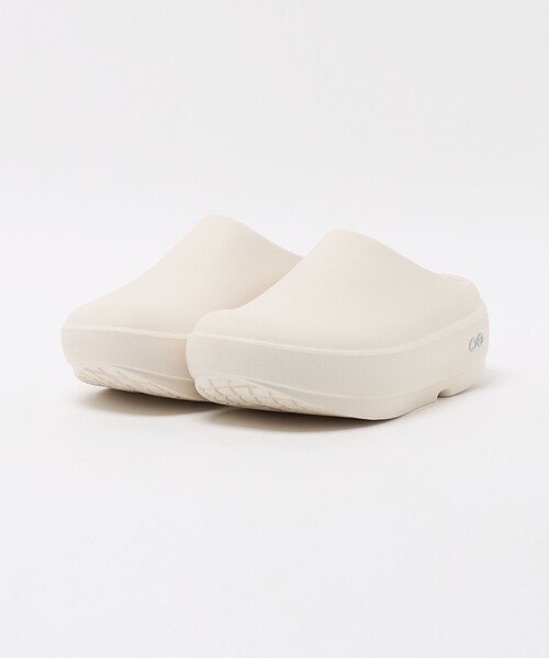 OOFOS(ウーフォス)の「<OOFOS>OOCLOOG PLUS サンダル(サンダル・メンズ・ベージュ/ブラック・28cm/27cm/26cm)」の5枚目の写真
