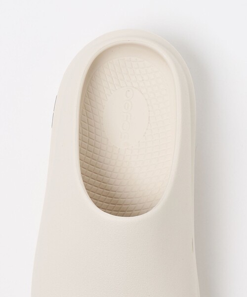 OOFOS(ウーフォス)の「<OOFOS>OOCLOOG PLUS サンダル(サンダル・メンズ・ベージュ/ブラック・28cm/27cm/26cm)」の10枚目の写真