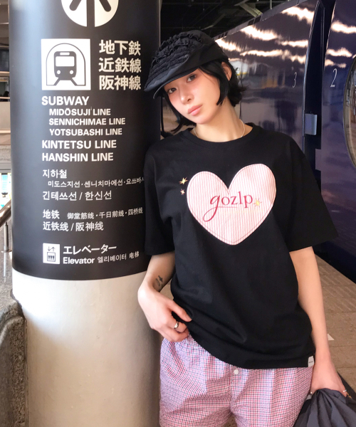 MISTIC MOON（ミスティック・ムーン）の「[単独カラー] ゴジップハートパッチTシャツ (ミント)（Tシャツ/カットソー・レディース・ミント・FREE）」の9枚目の写真