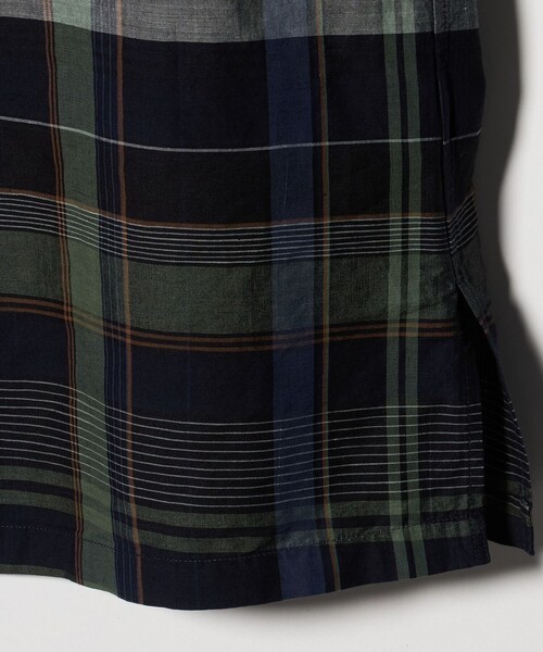 UNITED ARROWS(ユナイテッドアローズ)の「コットン/リネン ダークマドラスチェック オープンカラーシャツ(シャツ/ブラウス・メンズ・パープル/ブラック・S/M/L/XL)」の11枚目の写真