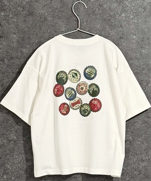 THE CASUAL(カジュアル)の「ステッカープリント オーバーサイズ Tシャツ(Tシャツ/カットソー・キッズ・ホワイト系その他2/チャコール/ホワイト系その他/オレンジ/ブラック系その他/ミント/ブラック/オフホワイト/ベージュ・160cm/150cm/140cm/130cm/120cm/110cm)」の3枚目の写真
