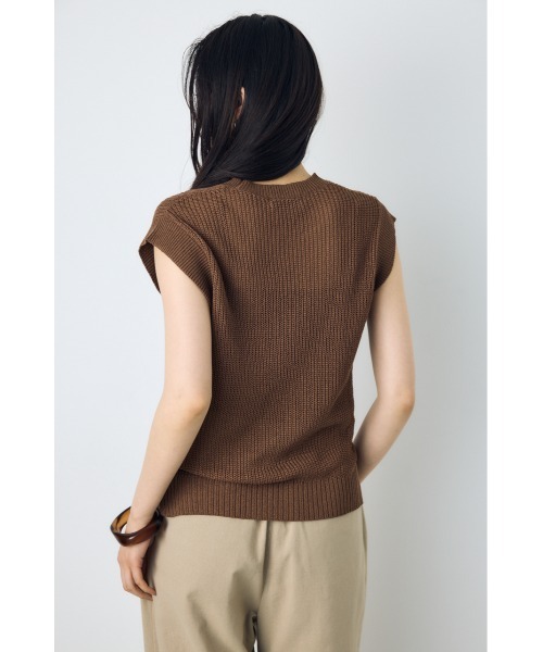 AZUL by moussy(アズールバイマウジー)の「【身長/骨格別着用画像あり】畔編みノースリーブトップス サマーニットトップス シアートップス 春服 夏服 秋服 透け感 メッシュトップス(ニット/セーター・レディース・ブラウン/レッド/ブラック/オフホワイト・MEDIUM/SMALL)」の19枚目の写真