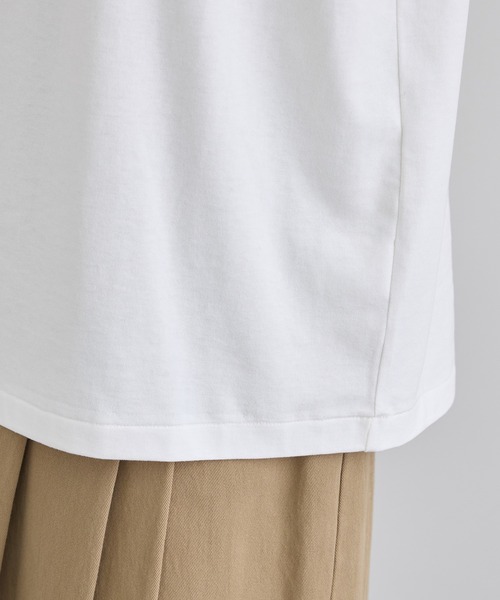 SALON adam et rope'（サロン アダム エ ロペ）の「VoyageurロゴプリントT（Tシャツ/カットソー・レディース・オフホワイト/ブラック・FREE）」の17枚目の写真