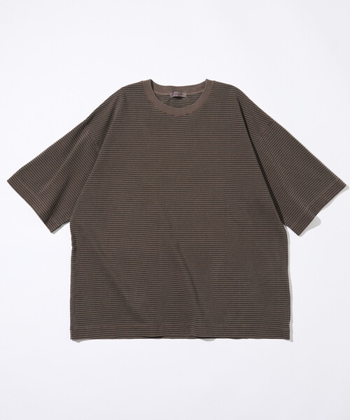 FREAK'S STORE(フリークスストア)の「ピグメント加工 ピンボーダー リラックスフィットTシャツ(Tシャツ/カットソー・メンズ・チャコールグレー/ブルー/ブラウン・LARGE/MEDIUM)」の13枚目の写真