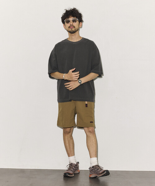 FREAK'S STORE(フリークスストア)の「ピグメント加工 ピンボーダー リラックスフィットTシャツ(Tシャツ/カットソー・メンズ・チャコールグレー/ブルー/ブラウン・LARGE/MEDIUM)」の17枚目の写真