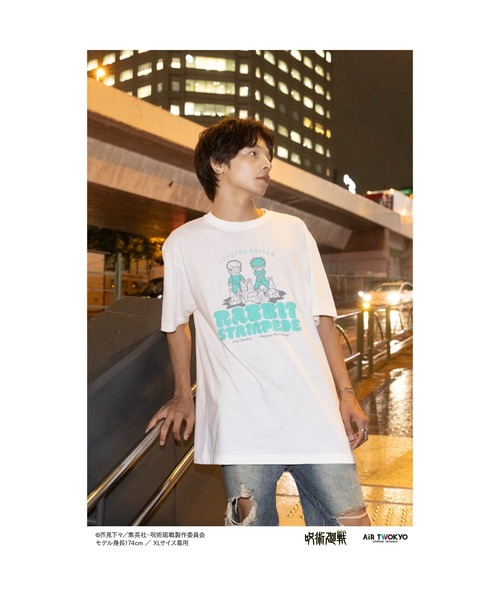 AIR TWOKYO(エアトゥーキョー)の「TVアニメ『呪術廻戦』第2期「渋谷事変」シーンイラスト Tシャツ2(脱兎)(Tシャツ/カットソー・レディース・ホワイト系その他・XX-LARGE/SMALL/X-LARGE/LARGE)」の1枚目の写真