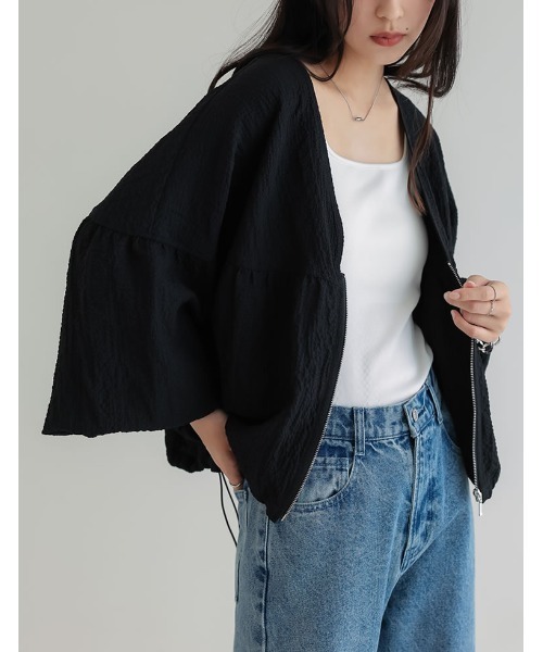 Re:EDIT（リエディ）の「ジャガード裾ドロストVネックブルゾン（ブルゾン・レディース・ブラック/ホワイト・LARGE/MEDIUM）」の6枚目の写真