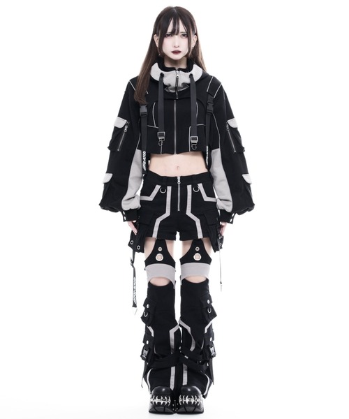 REFLEM INDUSTRY（レフレムインダストリー）の「『REFLEM INDUSTRY/レフレム インダストリー』EXOFRAME LEG-COVER SHORTS/レッグカバー付きショーパン（その他パンツ・レディース・ブラック/ブラック×グレー・FREE）」の12枚目の写真