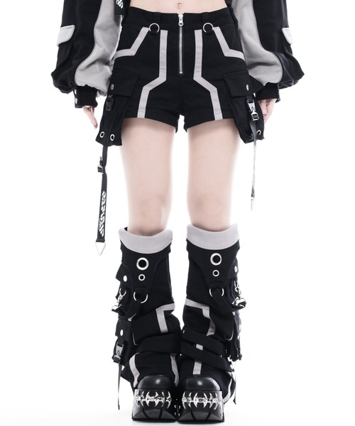 REFLEM INDUSTRY（レフレムインダストリー）の「『REFLEM INDUSTRY/レフレム インダストリー』EXOFRAME LEG-COVER SHORTS/レッグカバー付きショーパン（その他パンツ・レディース・ブラック/ブラック×グレー・FREE）」の20枚目の写真