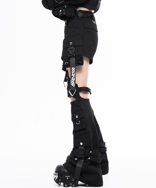 REFLEM INDUSTRY（レフレムインダストリー）の「『REFLEM INDUSTRY/レフレム インダストリー』EXOFRAME LEG-COVER SHORTS/レッグカバー付きショーパン（その他パンツ・レディース・ブラック/ブラック×グレー・FREE）」の15枚目の写真