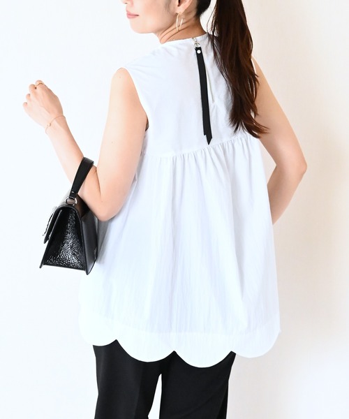 Neige(ネージュ)の「スカラップフレアブラウス(シャツ/ブラウス・レディース・ホワイト/ネイビー・ONE SIZE)」の15枚目の写真