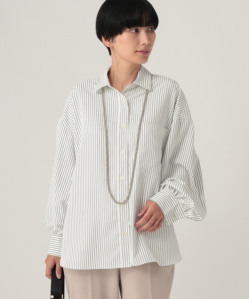 Elura(エルーラ)の「汗ジミ軽減レギュラーシャツ/912421(シャツ/ブラウス・レディース・ネイビー/ブルー/チャコールグレー/オフホワイト・FREE)」の3枚目の写真