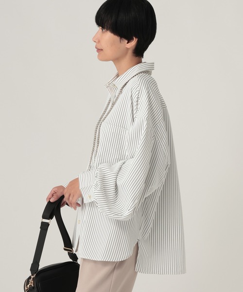 Elura(エルーラ)の「汗ジミ軽減レギュラーシャツ/912421(シャツ/ブラウス・レディース・ネイビー/ブルー/チャコールグレー/オフホワイト・FREE)」の20枚目の写真