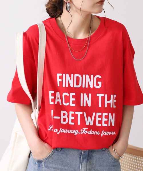 RME.(アールエムイー)の「ロゴカジュアルTシャツ 半袖(Tシャツ/カットソー・レディース・ネイビー/ピンク/ホワイト/レッド・S/M/L)」の4枚目の写真