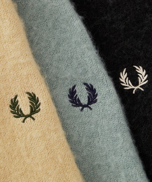 FRED PERRY（フレッドペリー）の「【WEB先行予約】[FRED PERRY/フレッドペリー] 別注 ワンポイントロゴ刺繍 クロップド丈 シャギーニットプルオーバー（ニット/セーター・レディース・オートミール/サックスブルー/チャコール・8/10）」の17枚目の写真
