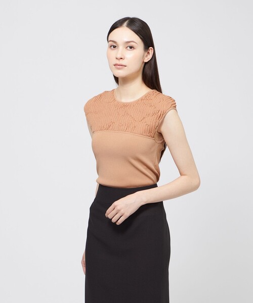 EPOCA(エポカ)の「レーヨンストレッチ ノースリーブニットプルオーバー(Tシャツ/カットソー・レディース・ピンク系その他2/ホワイト/ブラウン系その他5・40)」の3枚目の写真