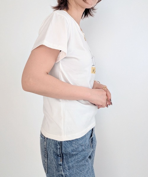 styiro（スタイロ）の「ロゴプリント 半袖Tシャツ 大人カジュアル（Tシャツ/カットソー・レディース・ホワイト/グレー/ブラック・L/M）」の6枚目の写真