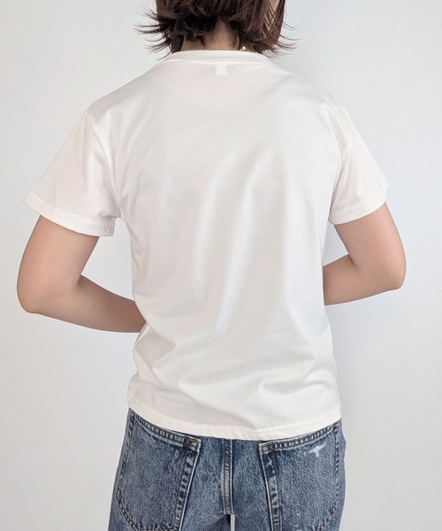 styiro（スタイロ）の「ロゴプリント 半袖Tシャツ 大人カジュアル（Tシャツ/カットソー・レディース・ホワイト/グレー/ブラック・L/M）」の7枚目の写真