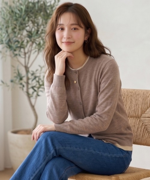 Belta attrice(ベルタアトリーチェ)の「【秋新作】レイヤード風 配色クルーネック ニット長袖カーディガン/薄手 秋冬(カーディガン/ボレロ・レディース・ラベンダー/グレー/ライトグリーン/スモークピンク/ベージュ/ネイビー・FREE)」の12枚目の写真