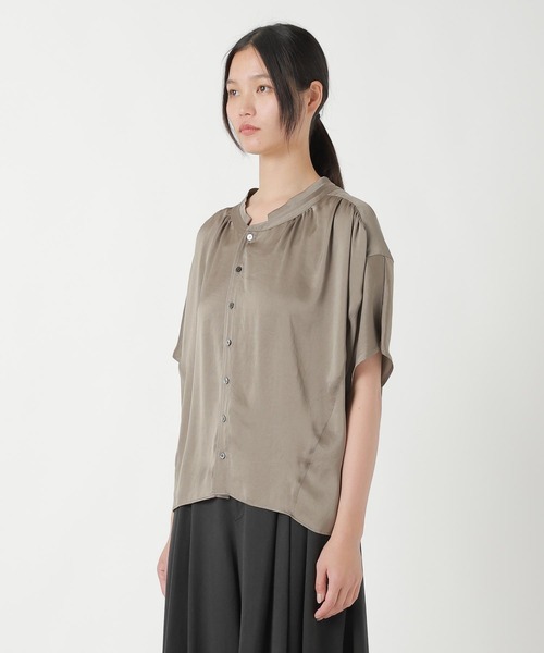 ZUCCa(ズッカ)の「SOFT PE SATIN / シャツ(シャツ/ブラウス・レディース・カーキ・M size)」の3枚目の写真