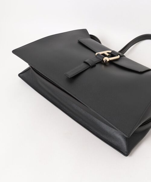 FURLA(フルラ)の「フルラ ヌヴォラ (Furla Nuvola) ショルダーバッグ L(ハンドバッグ・レディース・グレイッシュベージュ/ホワイト/ブラック・ONE SIZE)」の13枚目の写真