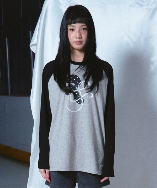 ROGIN N ROSIE(ロギンエンロージー)の「RnR Dot Point Ragian Long Sleeve Black(Tシャツ/カットソー・レディース・その他・FREE)」の2枚目の写真