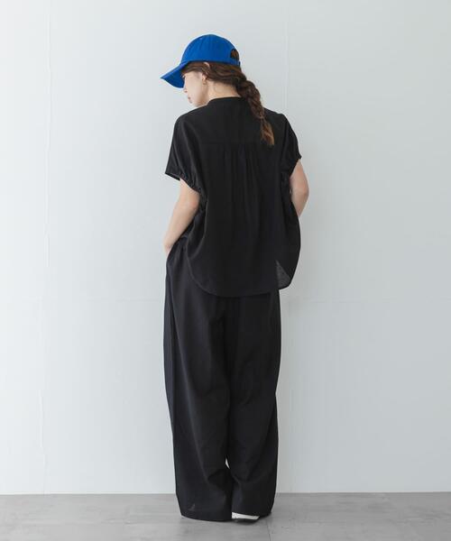 URBAN RESEARCH Sonny Label(アーバンリサーチサニーレーベル)の「リネン混コクーンフレンチブラウス(シャツ/ブラウス・レディース・ホワイト系その他/ブラック/ブルー・FREE)」の18枚目の写真