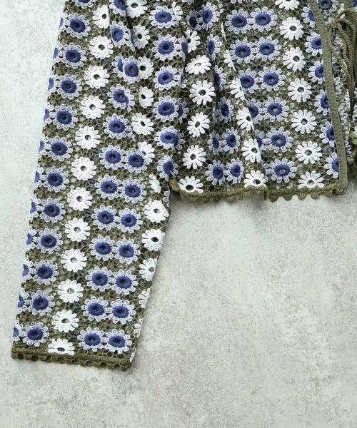 yuni(ユニ )の「多色flower lace cardigan jacket(シャツ/ブラウス・レディース・ブラック/グリーン・FREE)」の12枚目の写真