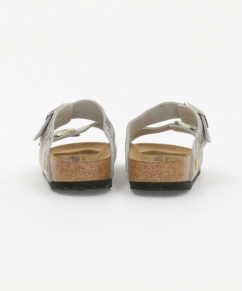 BIRKENSTOCK(ビルケンシュトック)の「【国内EXCLUSIVE】<BIRKENSTOCK>アリゾナ プリント スネーク サンダル(サンダル・メンズ・ライトグレー・39/40/43/42/41)」の6枚目の写真